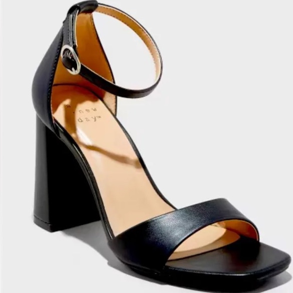 NWT Women's Shelly Heels with Memory Foam Insole - A New Day